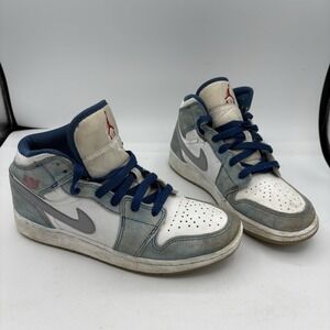 Nike Shoes Sneakers Boys‎ Youth Size 5.5 Y Air Jordan 1 Mid SE GS French Blue